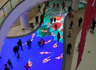 LED互動地磚屏案例，LED地磚屏前景怎么樣？